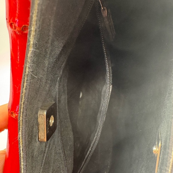 Authentic Gucci Black With  Red Bamboo Handle Shoulder Bag With Hobo Silhouette - Picture 15 of 17